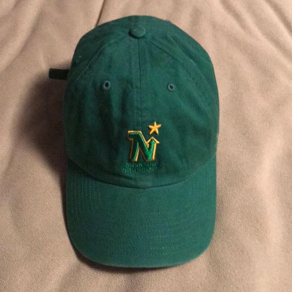 North Stars vintage ‘47 hat
